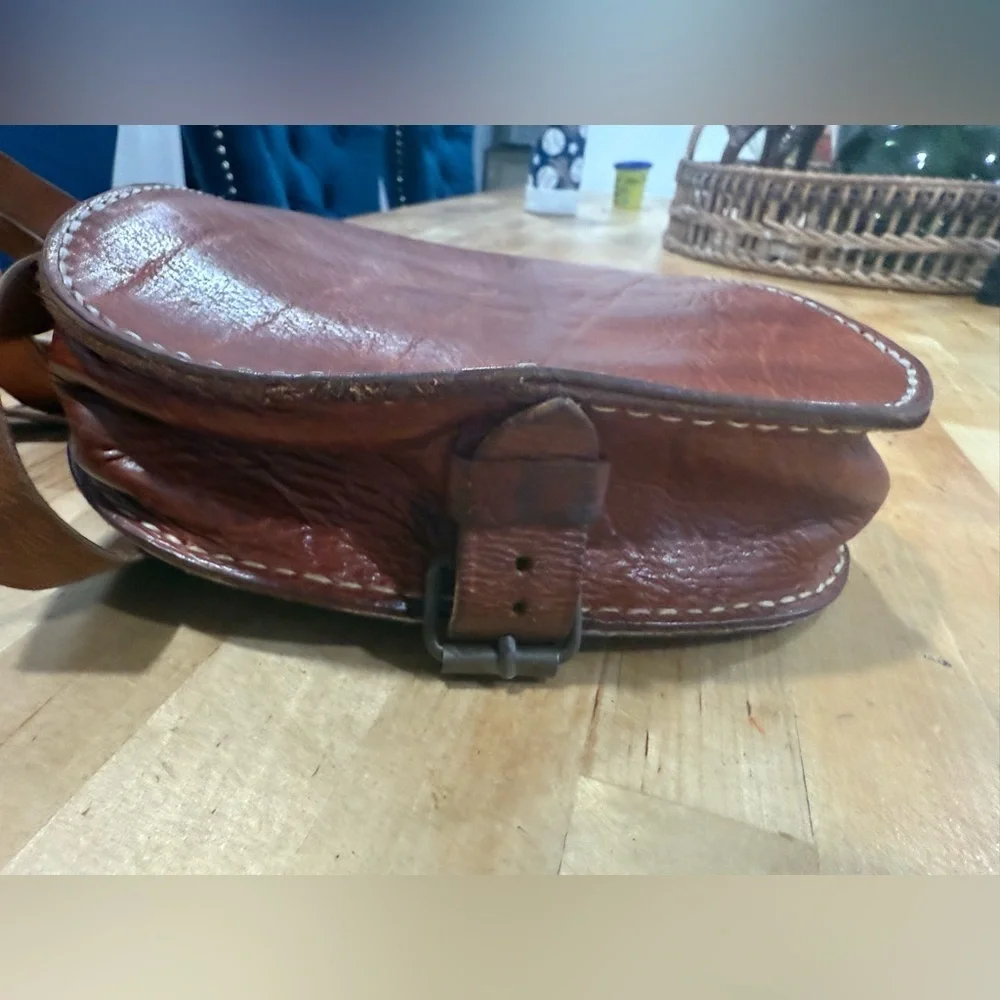 Vintage Rich Brown Leather Crossbody Bag